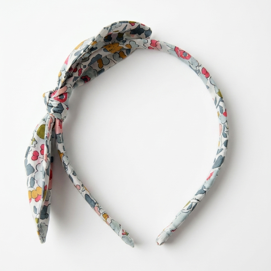 Small Knotted Bow