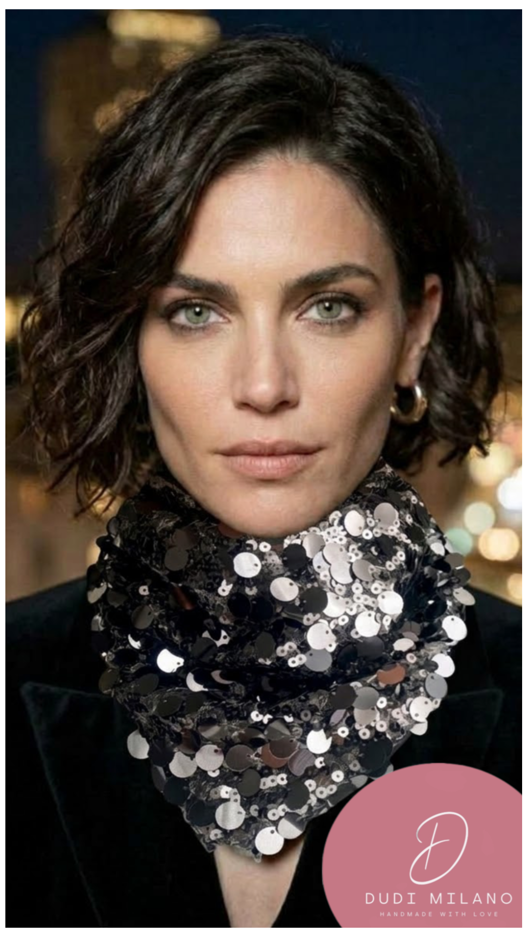 Sciarpa con paillettes tonde