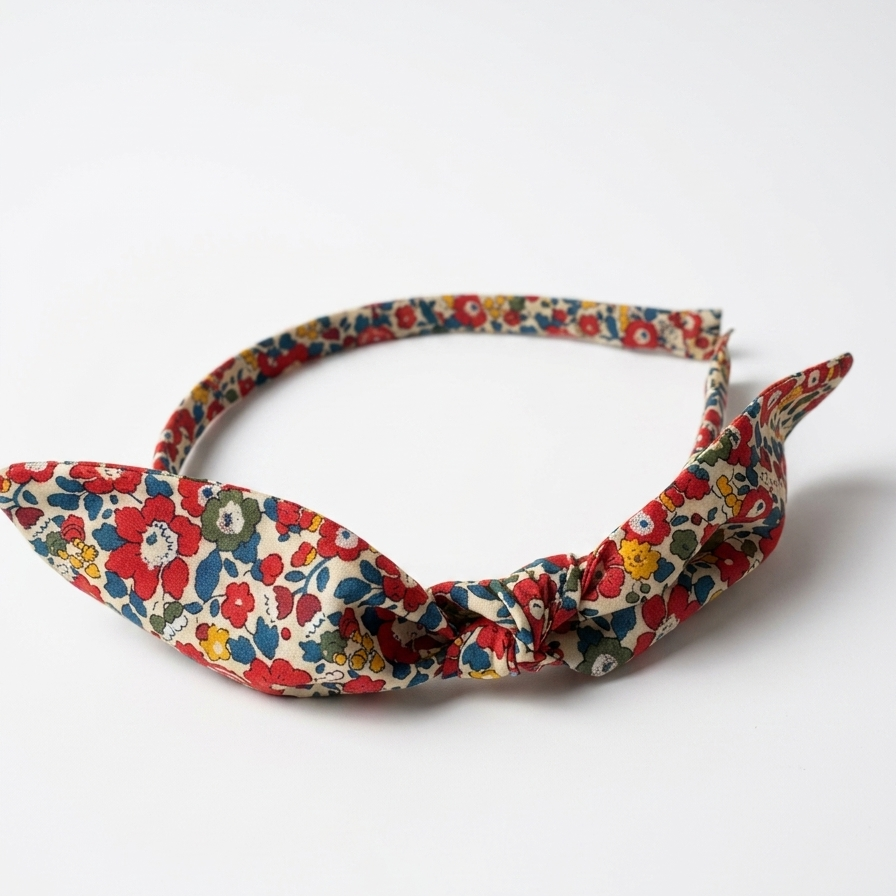 Small Knotted Bow