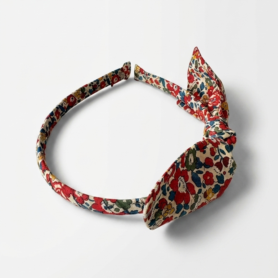 Small Knotted Bow