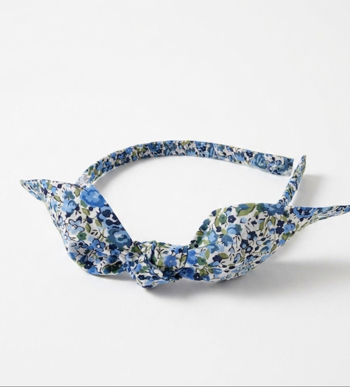 Small Knotted Bow