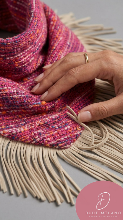 Sciarpa fucsia mélange con frange beige
